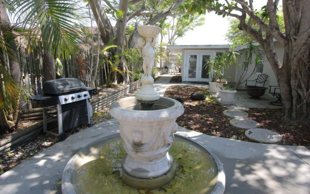 Siesta Gardens by RVA