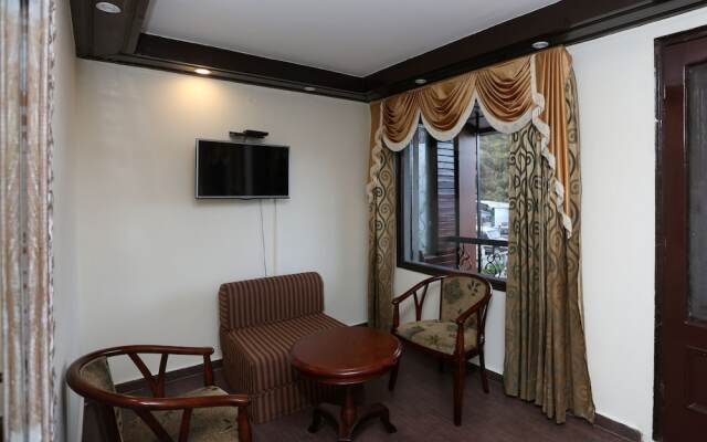 OYO Premium Near Mussoorie Public School