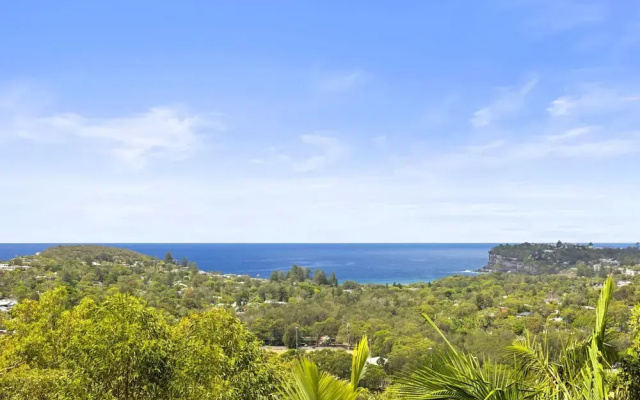 Spacious 5-bed Beach House With Ocean View