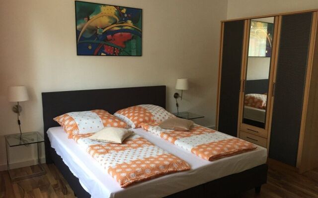 Lorenz Apartment