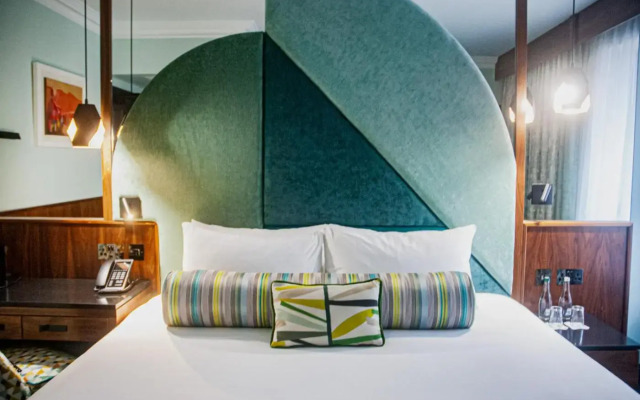 Arthaus Hotel