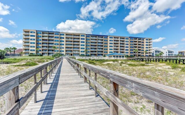 North End Corner Unit with View of the Ocean and Miles of Sandy Beach by RedAwning