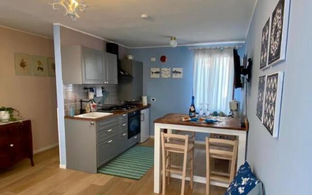 Blue George Apartment