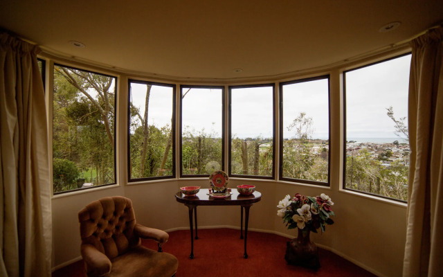 Oamaru House Bed and Breakfast