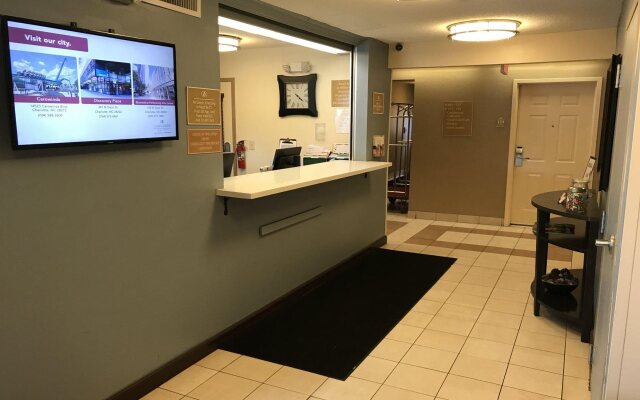 Sonesta Simply Suites Charlotte University