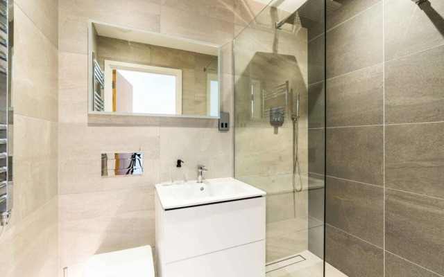 Luxury 2BD Flat W/terrace and Amazing Views