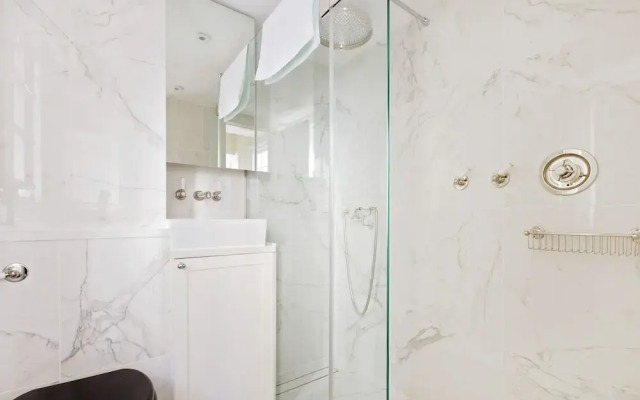 Knightsbridge - Hyde Park Private House