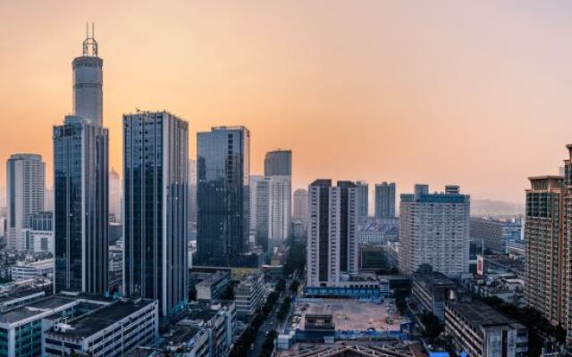 Xipa Executive Apartment (Shenzhen Futian Convention and Exhibition Center)