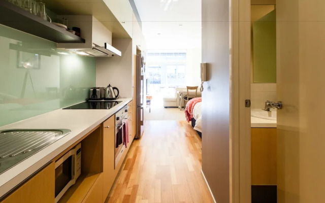TENNYSON, Richmond Studio Apartment