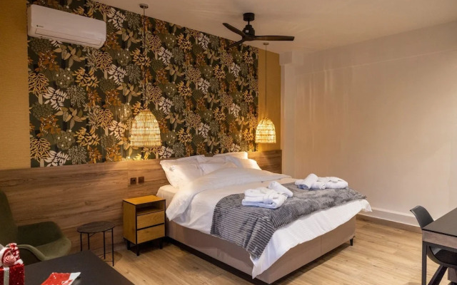 Trikala Mall Suites !
