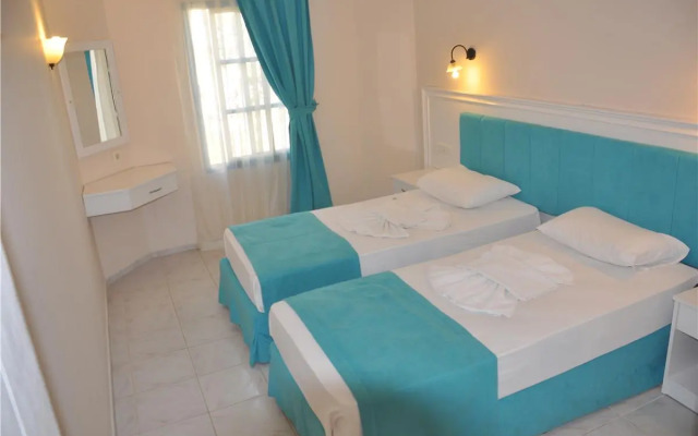 Отель Siesta Beach & Apart