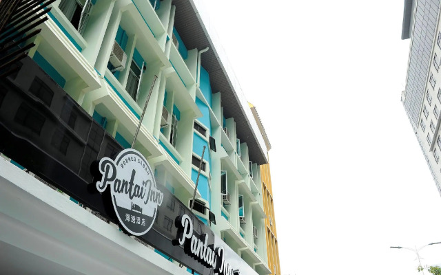 Pantai Inn