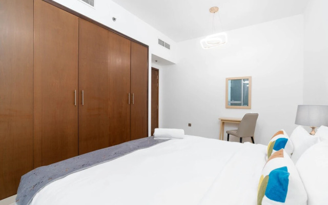 Whitesage - Sophisticated and Homey apartment Near to Metro