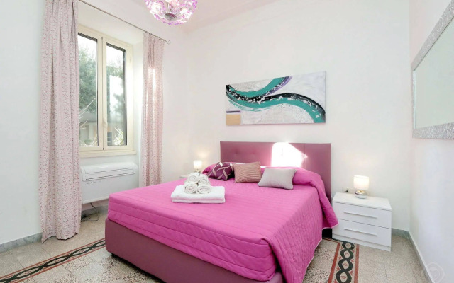 Aventino Piramide apartments - Historical area