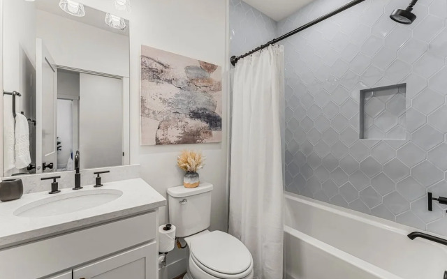 Azure Sands 3 Bedroom Condo