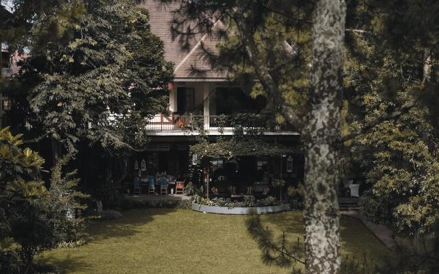 Sandalwood Boutique Hotel