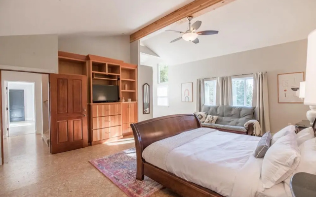 Kelly - Sugar Pine in Incline Village