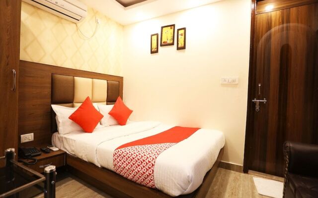 OYO 44535 Mona Regency Hotel And Banquets