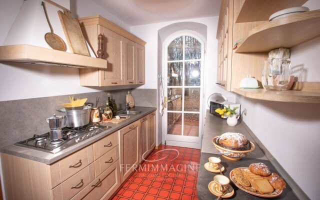 Charmy Country House