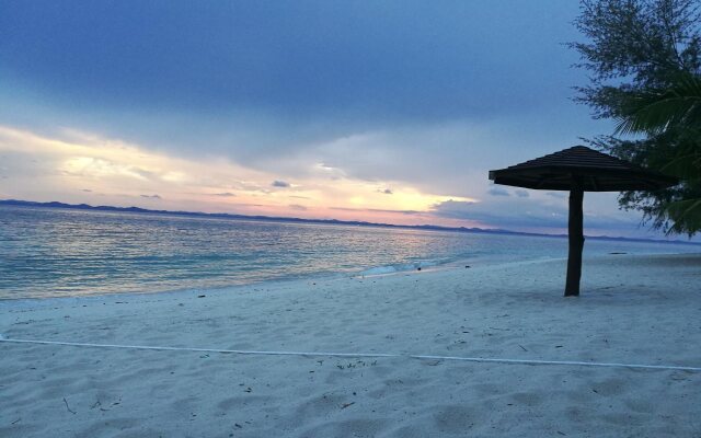 Bayu Lestari Island Resort