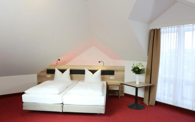 Hotel 3 Linden