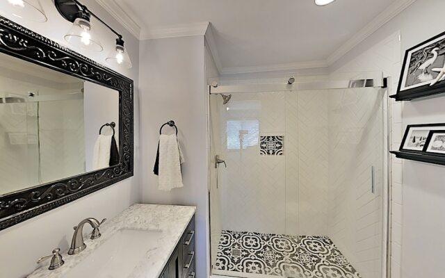 80courts 2 Bedroom Condo