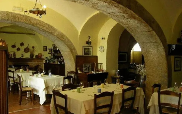 Tavernola - Locanda Di Campagna