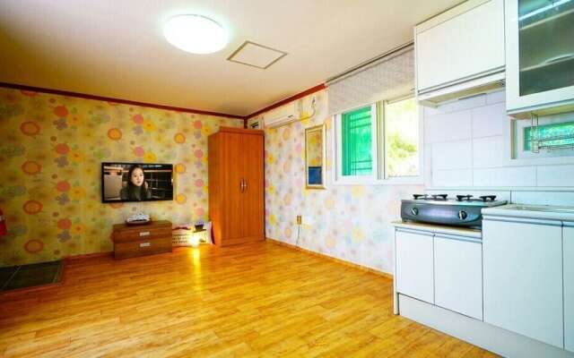 Sea Sight Pension