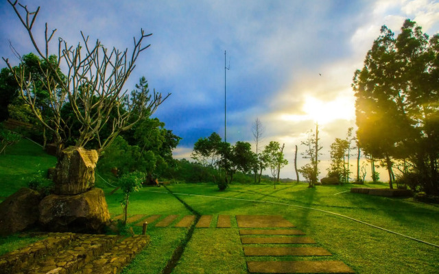 Padjadjaran Suites Resort & Convention