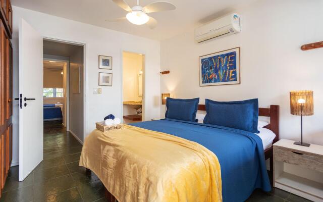 Duplex em Búzios com Suítes e Piscina | CLC 11