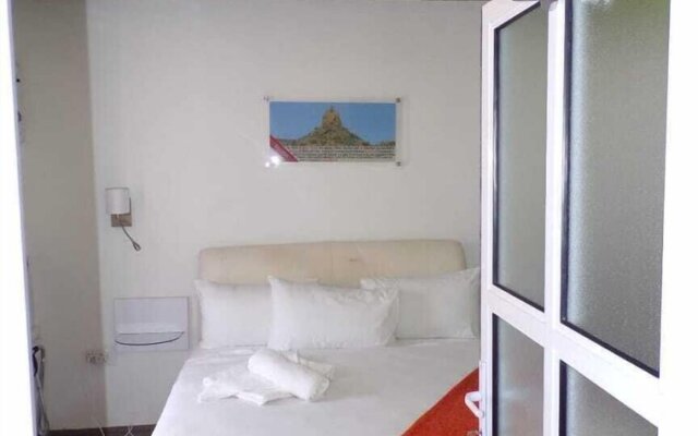 Joy Guesthouse-Seapoint - Adults Only