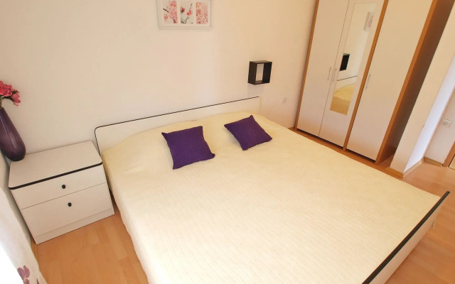 Apartments Mara 44
