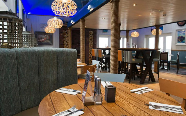 The Waterside Hotel