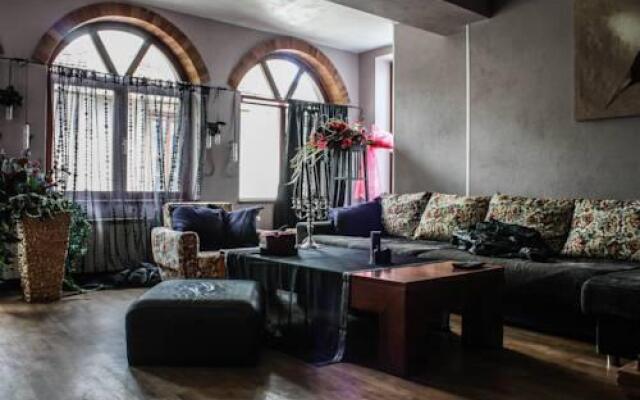 Le Rendezvous Apartment