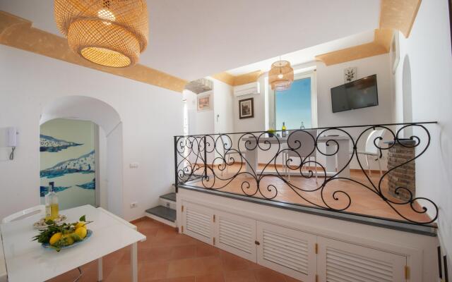 Villa Cimino - Central Villa Stunning Sea View