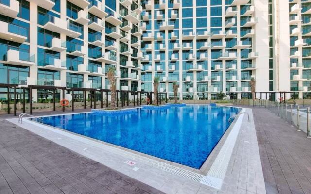 Greek View Studio Farhad Azizi Residence Al Jaddaf