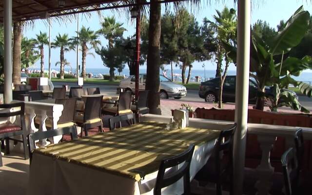 Kleopatra Ada Beach Hotel