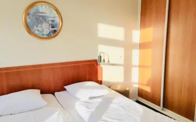 City Hotel Nattergalen Apartments