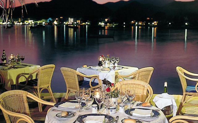Hotel Illa D'Or