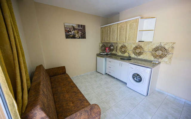 Can Apartments
