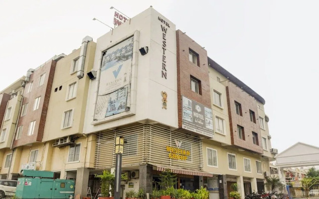 Treebo Trend Western