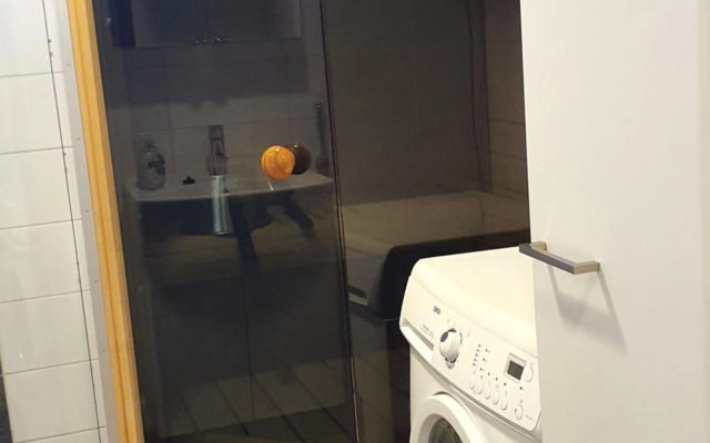 Moderni, viihtyisä pikkukaksio saunalla