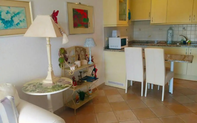 Close to beach with pool & sea views 209