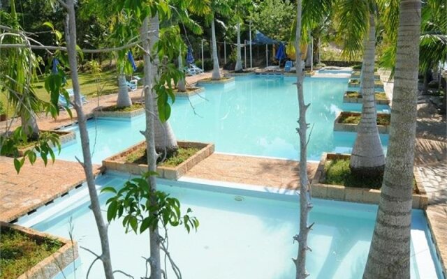 River Ray Estates