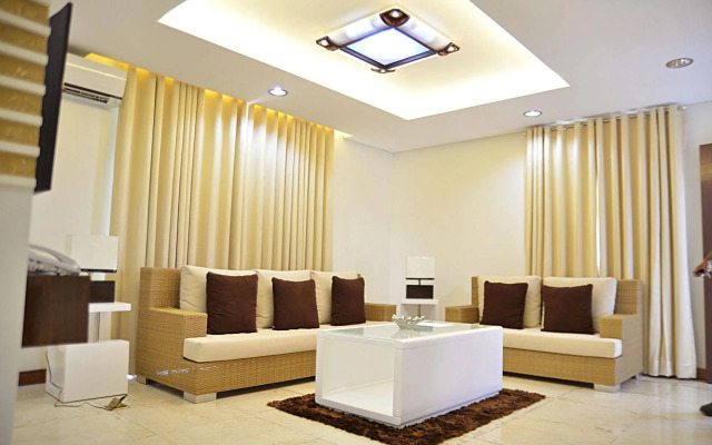 Thunderbird Resorts - Poro Point