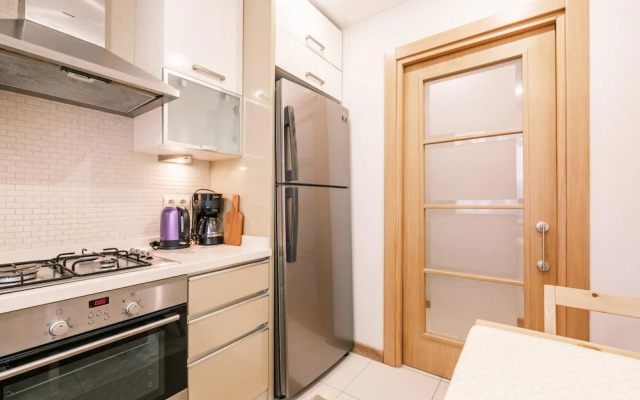 Spacious Flat 3 min to Coast and Bagdat Avenue