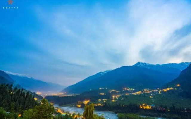 Zostel Manali (Vashisht)