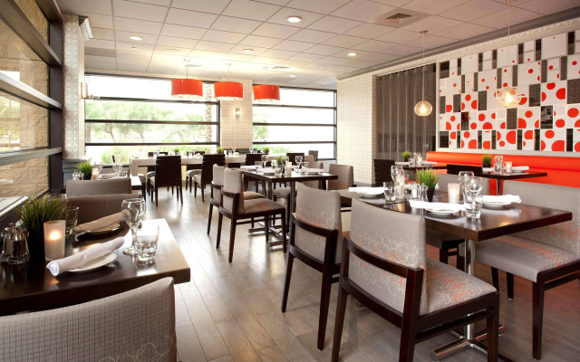 Radisson Hotel Phoenix Airport