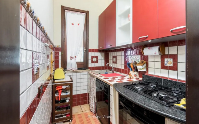 Luxury Garden in Gallina