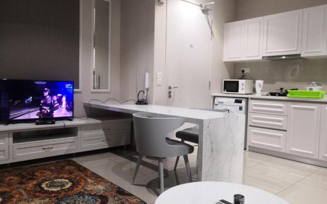 Dz Studio and Suite Parisien Tower i-City